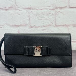 Salvatore Ferragamo Leather Saffiano Black Wristlet